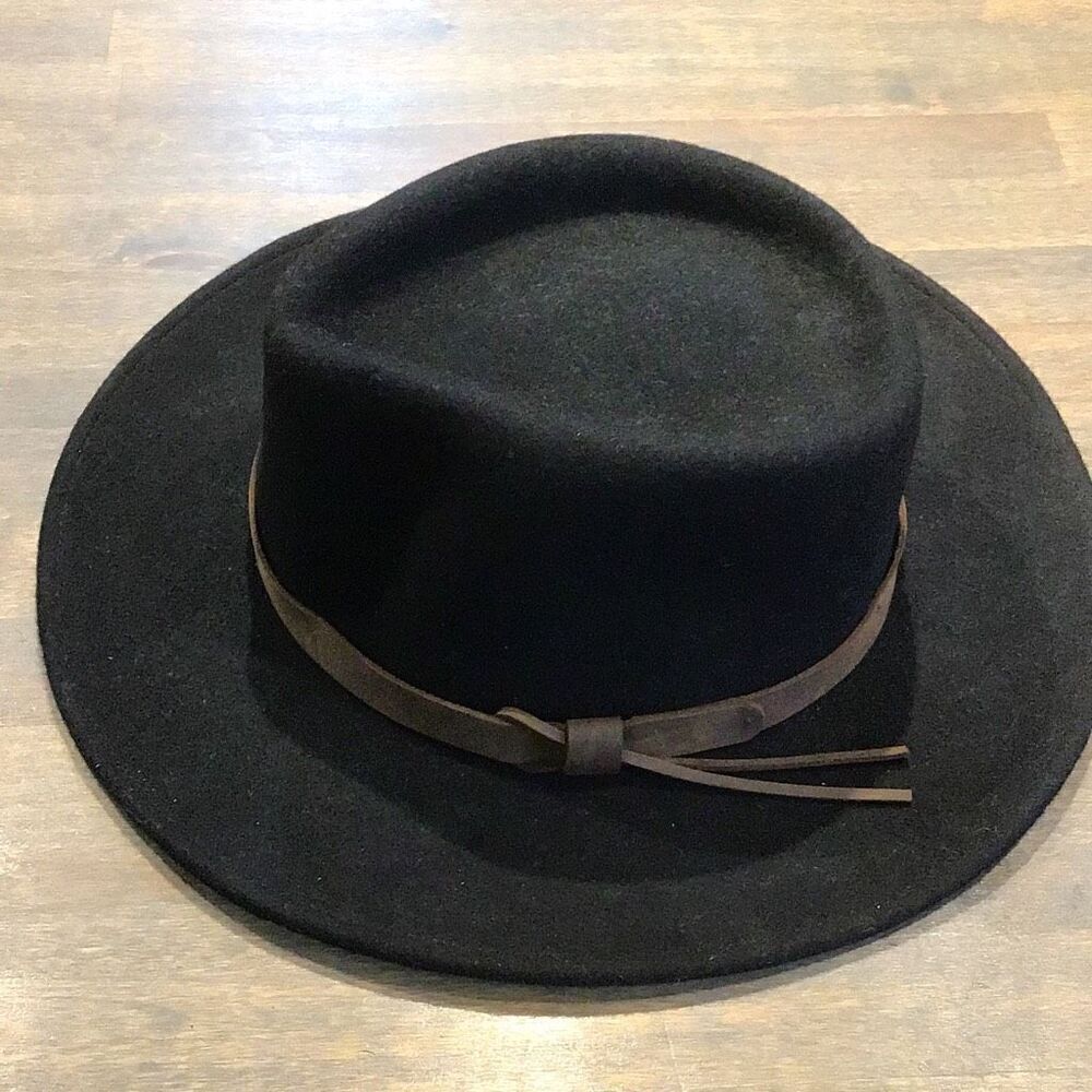 Durango, double S comfort at 100% wool size large